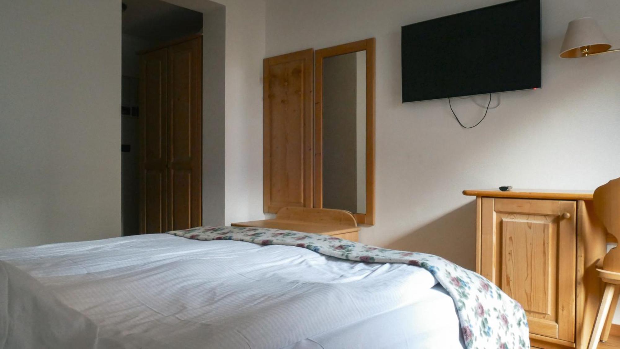 Hotel Malga Passerella موينا المظهر الخارجي الصورة