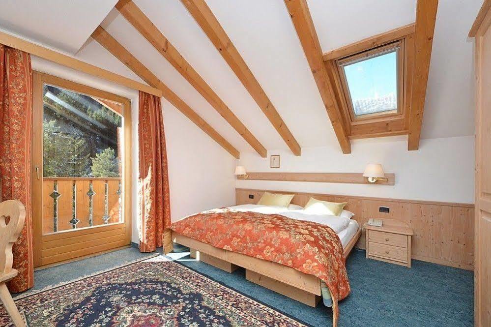 Hotel Malga Passerella موينا المظهر الخارجي الصورة